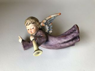 Vintage 1964 Goebel Hummel 366 Flying Angel Figurine Nativity Ornament
