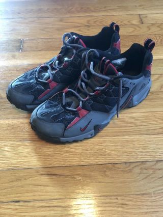 Vintage Nike Acg Low Top Hiking Trail Shoe Size 10.  5 Black Red Rare