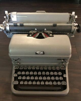 Vintage Royal Typewriter Kmm With Magic Margin - Antique Typewriter - Circa 1939