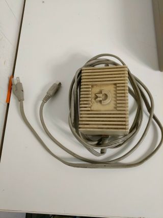 Vintage Commodore 64 Computer [Parts/Repair] Powers On 3