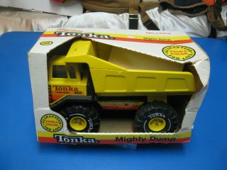 Vintage Mighty Tonka Turbo Diesel Dump Truck No.  3901 W/ Box
