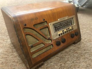 Vintage Philco 40 - 150 Radio W/ Push Buttons /tube /1940 
