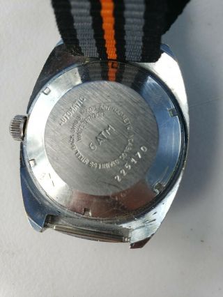 Vintage Delma of Switzerland Automatic 25 jewel,  6 ATM divers watch. 5