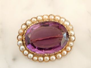 AN EXCEPTIONAL ANTIQUE GOLD OVAL 15.  00 CARAT AMETHYST AND PEARL BROOCH 2
