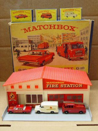 Vintage Matchbox Gift Set G10 Fire Station Fire Cheif Car Fire Engine Ambulance