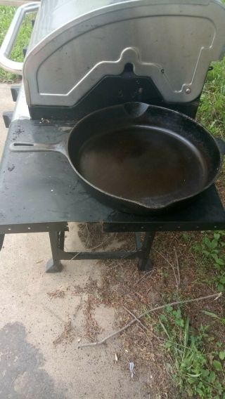 Vintage Unbranded 12 A - 14 Inch Cast Iron Skillet - - Frying Pan