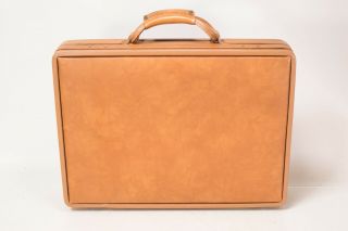Hartmann Vintage Leather 4 " Lawyer Briefcase Bag Attache Case Tan