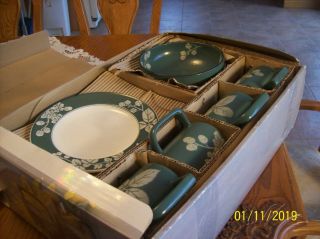 Mikasa Vtg Country Walk Leafy Acorn Green Pattern 4 Piece Place Setting For 4