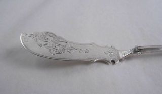 KNOWLES & LADD COIN SILVER QUEENS PATTERN MASTER BUTTER KNIFE STRAWBERRIES BRITE 3