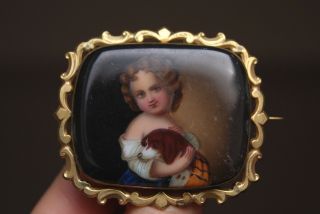FINE ANTIQUE LARGE VICTORIAN BROOCH SPANIEL DOG & YOUNG GIRL 5.  5 X 4.  6 CM 7.  2 G 6