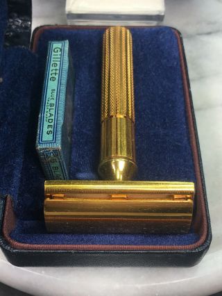 Gillette Gold Tech Safety Razor W/Case USA VTG NOS 4 5