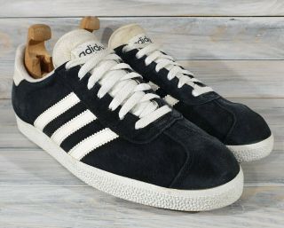 Vintage Adidas Gazelle 1994,  very rare sneaker,  size US 10.  5 2