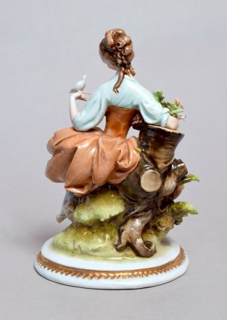 A WONDERFUL LARGE VINTAGE ITALIAN CAPODIMONTE PORCELAIN FIGURE,  ' GUISEPPE CAPPE ' 3