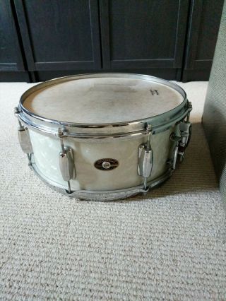 Vintage Slingerland Snare Drum 5.  5x14 White Marine Pearl / Case
