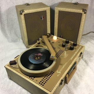 Vintage 1970s Newcomb Classroom Portable Record Player W/ Amp & Speakers Edts - 40