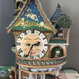 ULTRA RARE Enesco THE ENCHANTED CLOCKTOWER Action/Lites Music Box VIDEO 3