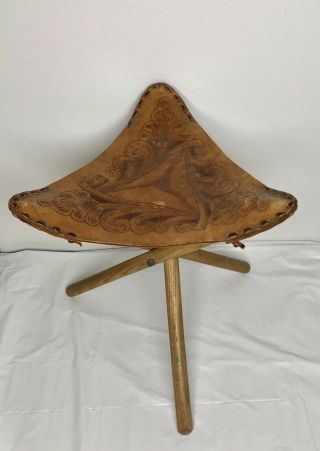 Vtg 1960s Western 3 Leg Camp Stool Saddle Leather Hand - Tooled In U.  S.  A.