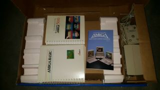 RARE Commodore AMIGA 500 NMIB - - Great 3