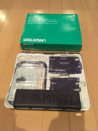 Vintage NOS Sony WM - F702 Walkman Am/fm Cassette Japan 2