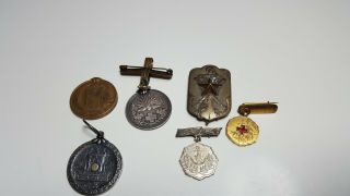 Japanese Wwii Ww2 Assorted Medal Badges Set