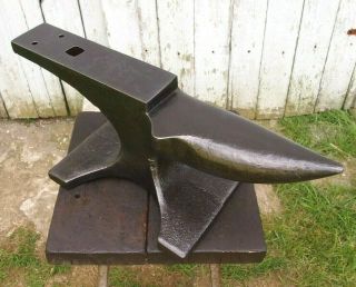 Vintage 85lb Knife Maker " Multi Products " Farrier Horseshoeing Blacksmith Anvil