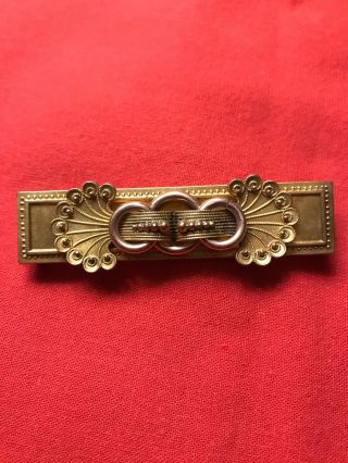 Rare Victorian 10k Bar Brooch Pin With Exquisite Detailed Half - Shell Cartouches