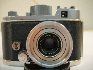 Vintage Robot Camera Mod.  Junior Chrome J135750 W Cap (c.  1954)