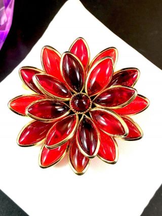 Rare 1950’s Crown Trifari Gold - Tone Ruby Red Poured Glass Flower Brooch Pendant