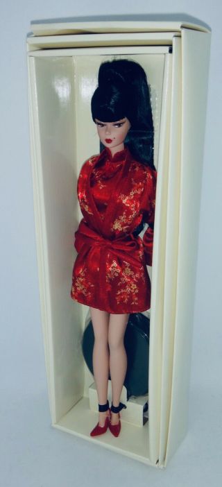 2004 Chinoiserie Red Moon Siltstone Barbie Doll Gold Label Bfmc