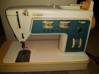 Vintage Singer Touch And Sew Sewing Machine Deluxe Zig - zag Model 756 4
