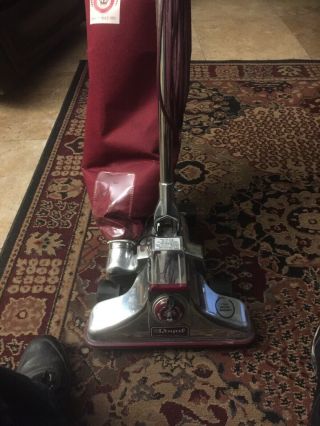 Vintage Royal Classic Commercial Quality Vacuum Usa