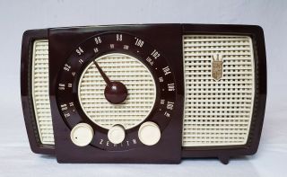 Vintage Zenith Y723R AM/FM Radio (1955) RESTORED TO PERFECTION 5