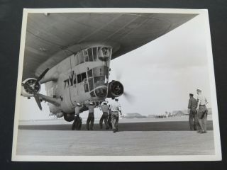 1942 U.  S.  Naval Air Station Lakehurst,  Nj K - Class Blimp Photo 2