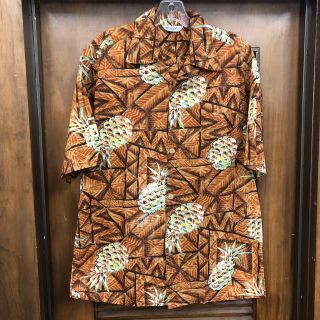 Vintage 1950’s “kilohana” Pineapple Pattern Cotton Hawaiian Shirt - Large