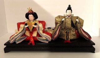 Great Vintage Hina Doll Set - Emperor And Empress With Stand And Glass Cover