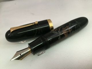 Japan Vintage Jumbo Fountain Pen Piston Fill Fine Nib Black Lacquer Carved Scene 2