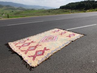 Vintage Authentic RUG Berber Handmade /Moroccan rug - Teppich 8 ' 8  /5 ' 2 2