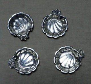 Lunt Sterling Silver Set Of 4 Nut Dishes 1194 Shell Shape 2.  4 Toz No Monos