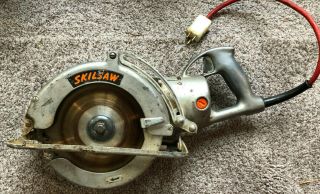 Vintage Skilsaw Model 826 Includes Metal Carrying Box