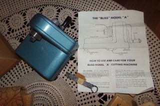 Vintage BLISS MODEL A RUG HOOKING STRIP CUTTER 2 BURLAP PRINTED CANVAS & MORE 2