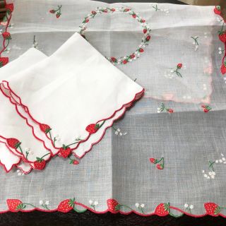 Vintage Marghab Madeira Embroidery Strawberry Napkins Placemat Runner Tea Set