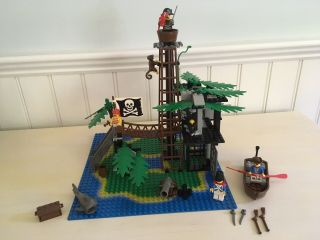 Vintage Lego Pirate System 6270 Forbidden Island And Instructions