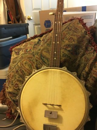 Vintage Framus 5 String Banjo,  Open Back With Case.  German Quality