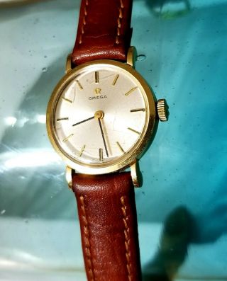 Vintage OMEGA 14K Solid Gold Watch, 2