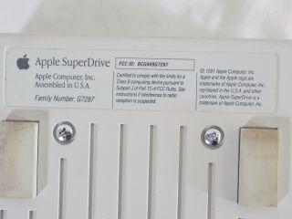 Apple SuperDrive External Floppy 1.  4MB FDHD Disk Drive G7287 Vintage Mac IIgs 8