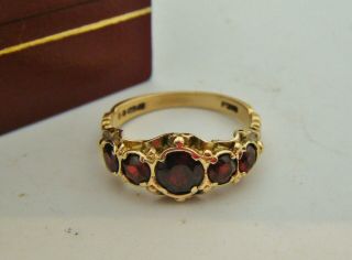 A Vintage Fully Hallmarked 9ct Gold London Assayed Bohemian Garnet Set Ring