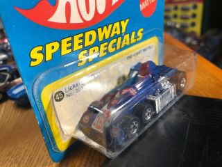 HOT WHEELS - VINTAGE 1977 Lickety Six On Card NEAR Rare $AVE 4