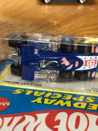 HOT WHEELS - VINTAGE 1977 Lickety Six On Card NEAR Rare $AVE 8