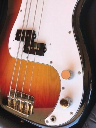 1983 Fender SQUIER Precision Bass All Vintage P Bass w.  Rosewood (SQ) 8