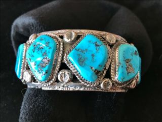 Vintage Navajo Turquoise 925 Sterling Silver Handcarved Bracelet.